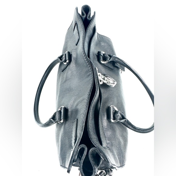 Michael Kors Black Textured Leather Large Shoulder Bag Chain Strap Lock Key - Picture 9 of 13